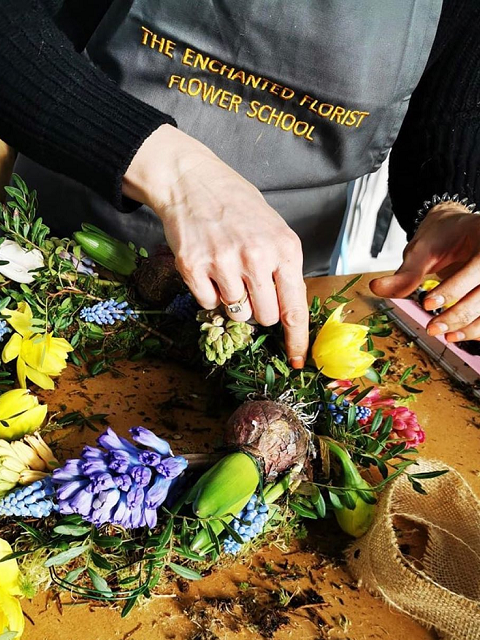 The enchanted florist flower school